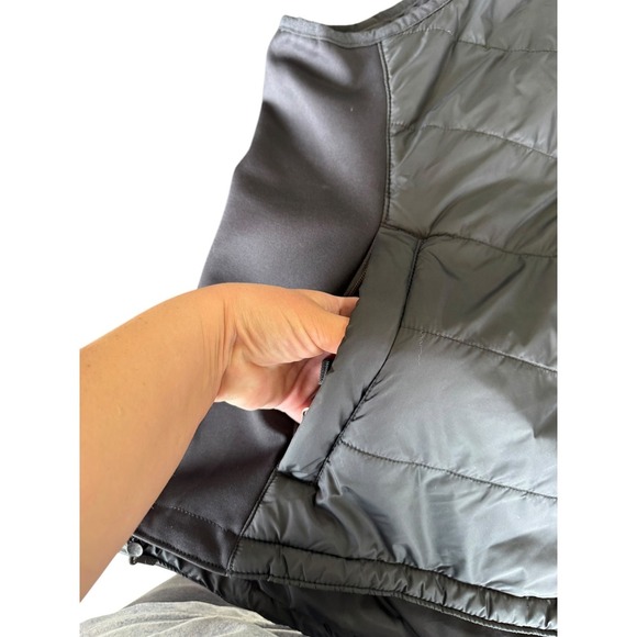 Carhartt Women's Rain Defender Lightweight Insulated Vest Black XXL Outdoors - Picture 3 of 6